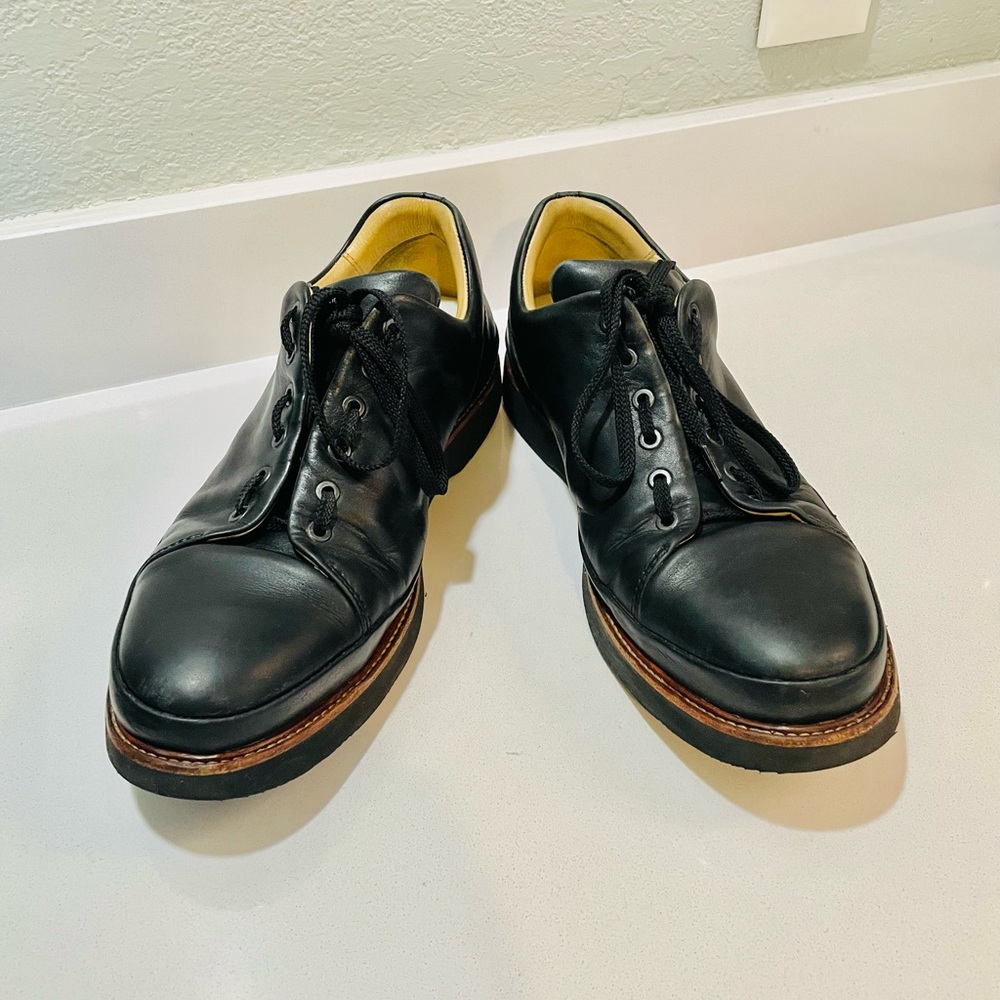 Samuel Hubbard Mens Dress Sneaker in Black Leather